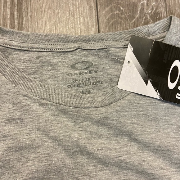 Mens Oakley L/S size Large - Picture 3 of 3